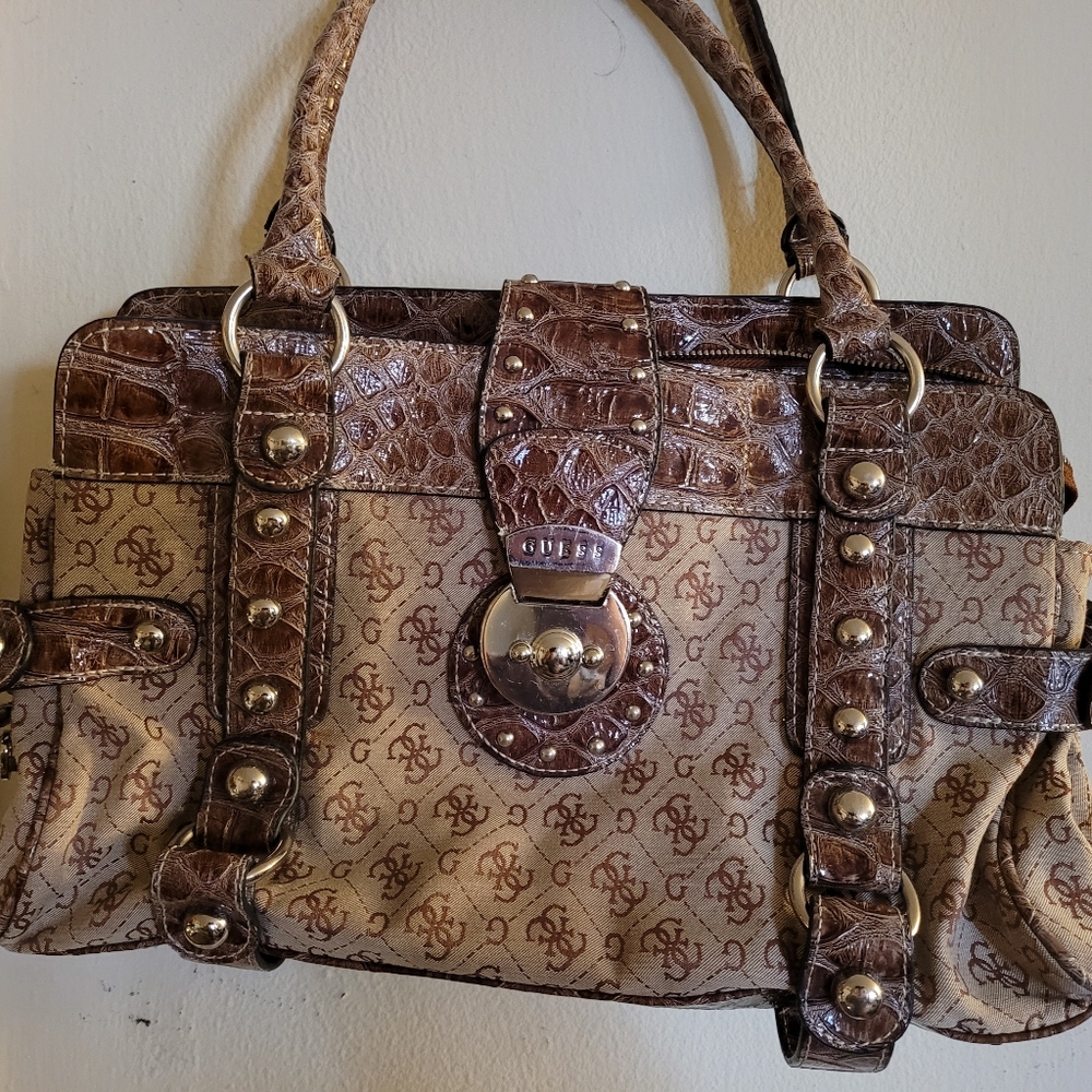 Guess over the shoulder purse
